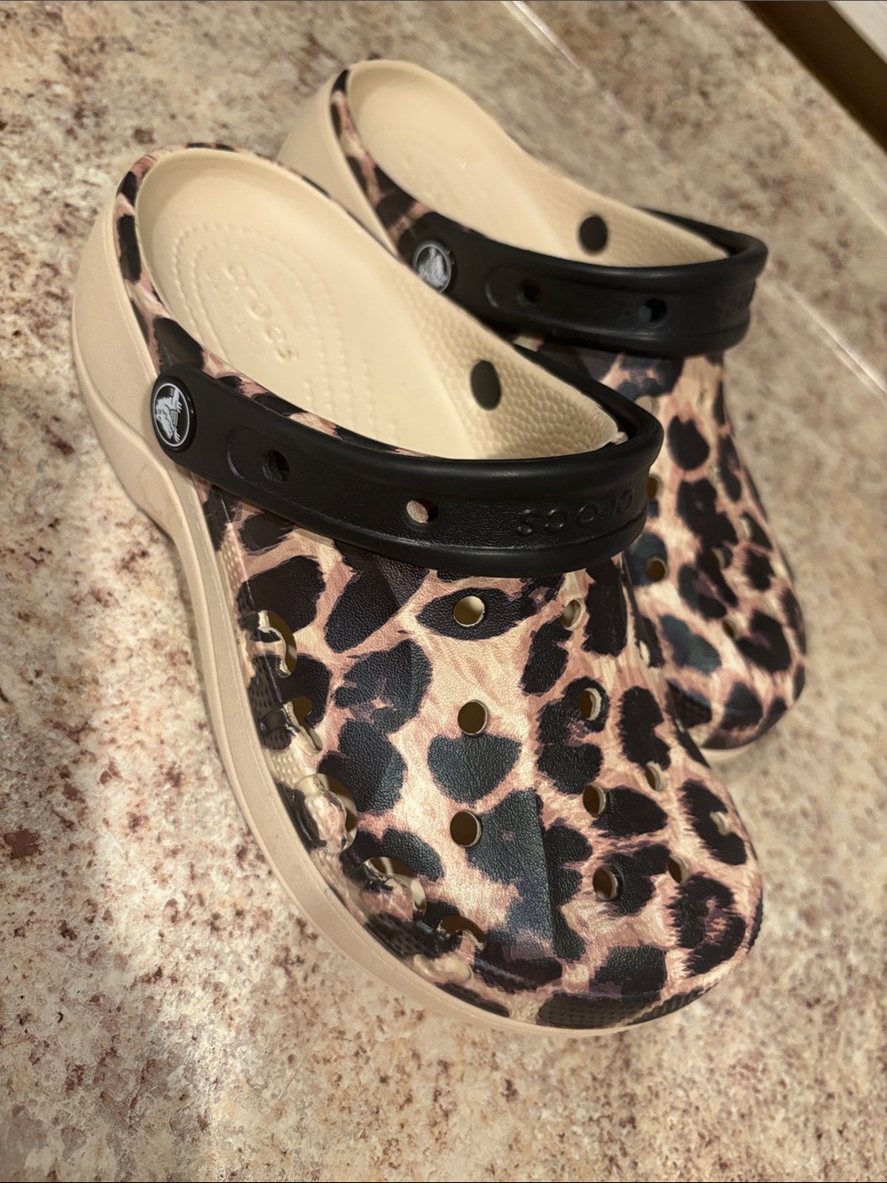 CROCS Leopard Print- Stacked